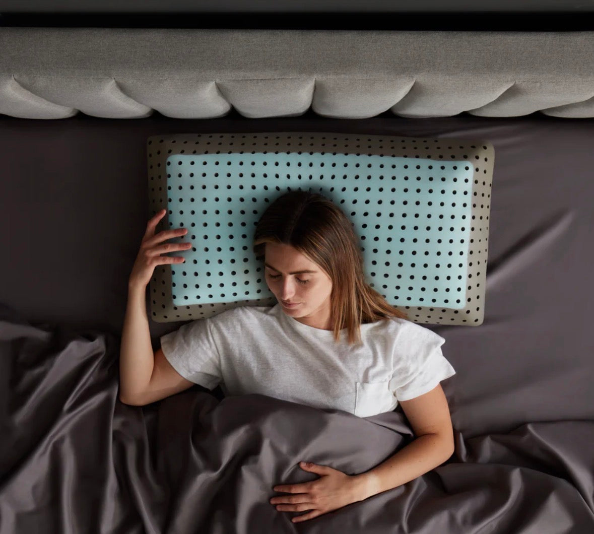 Malouf CarbonCool® LT + OmniPhase® Cooling Pillow