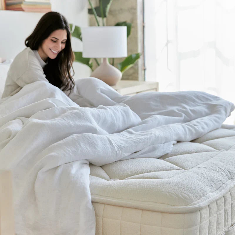 Avocado Luxury Organic Mattress — product view 8