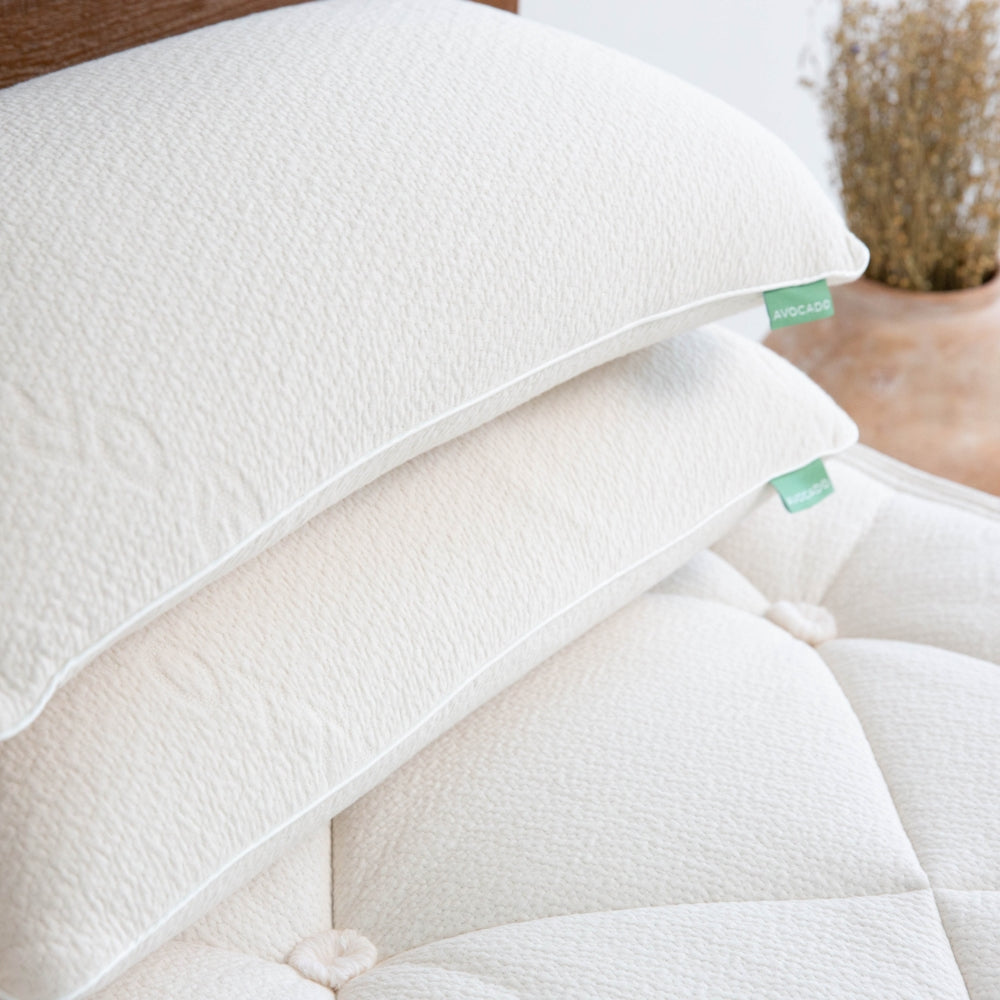 Pure Talalay Luxury Pillow packaging and pillow