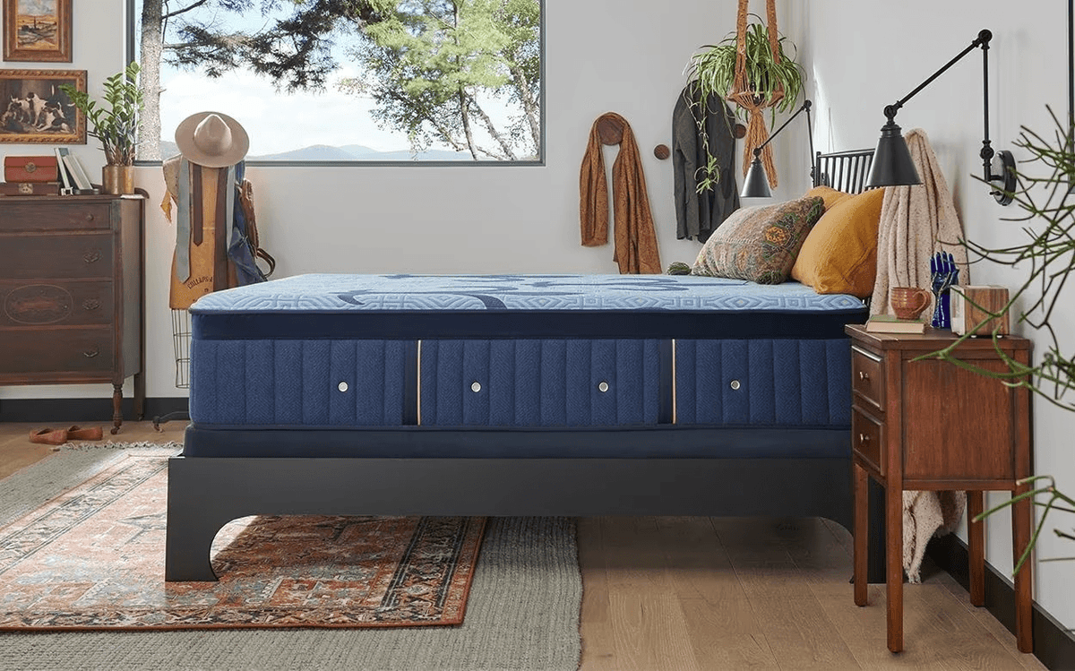 Side view of the Lux Hybrid Elite mattress