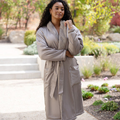 Cariloha Bamboo Spa Robe from Cariloha at Texan Mattress Montgomery