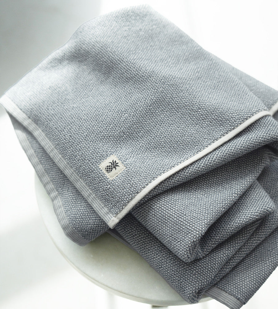 Cariloha Two-Tone Bamboo Bath Sheet in Laguna Blue