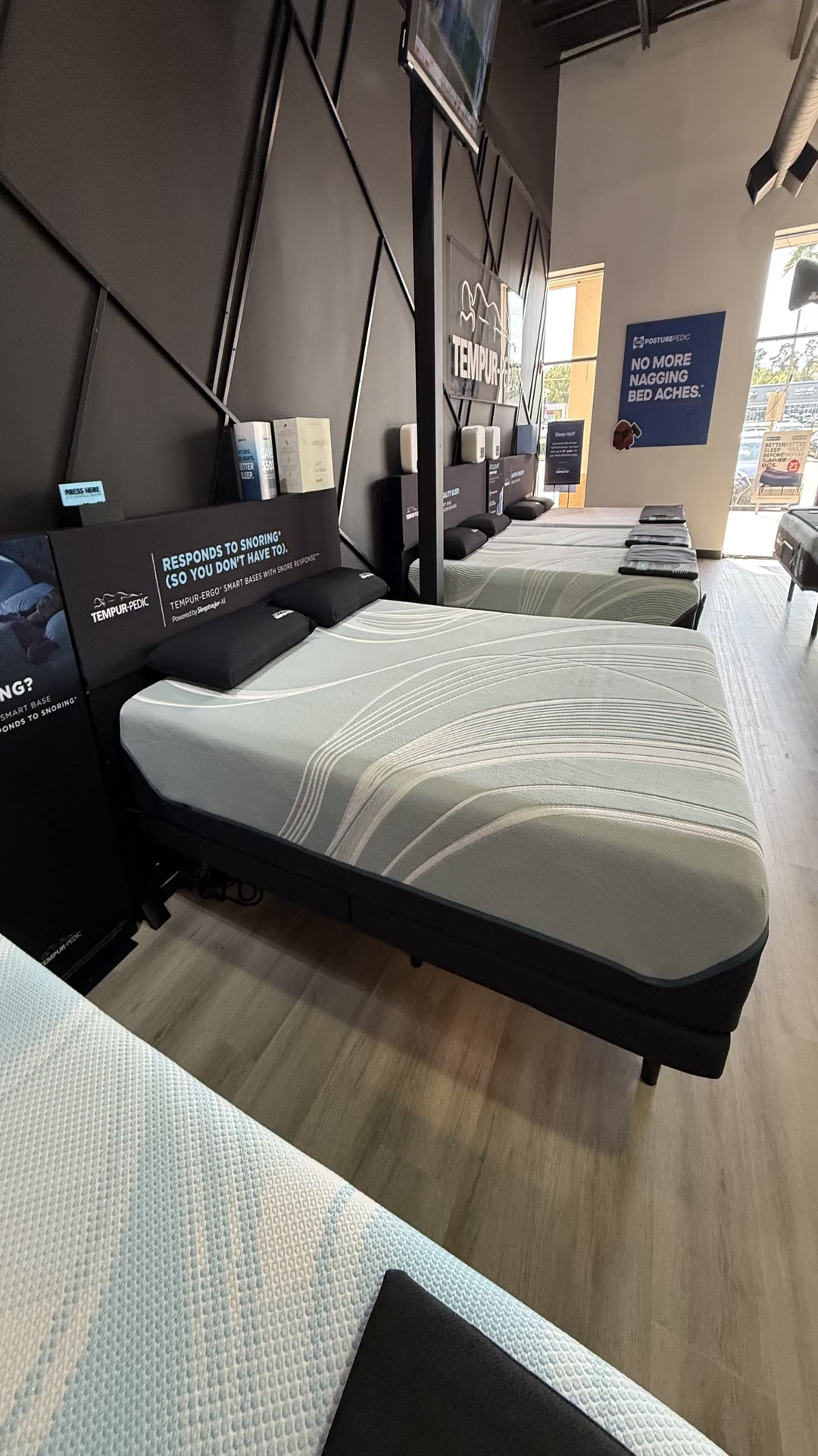 Claire introduces the TEMPUR-Pedic TEMPUR-LuxeAdapt 2.0 Firm at Texan Mattress Montgomery