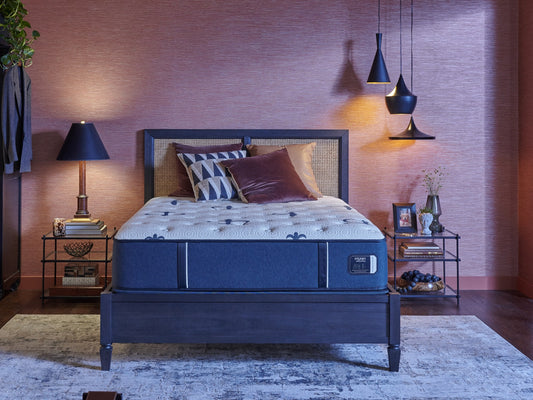 Stearns & Foster Studio 14" Medium Mattress | Magnolia TX